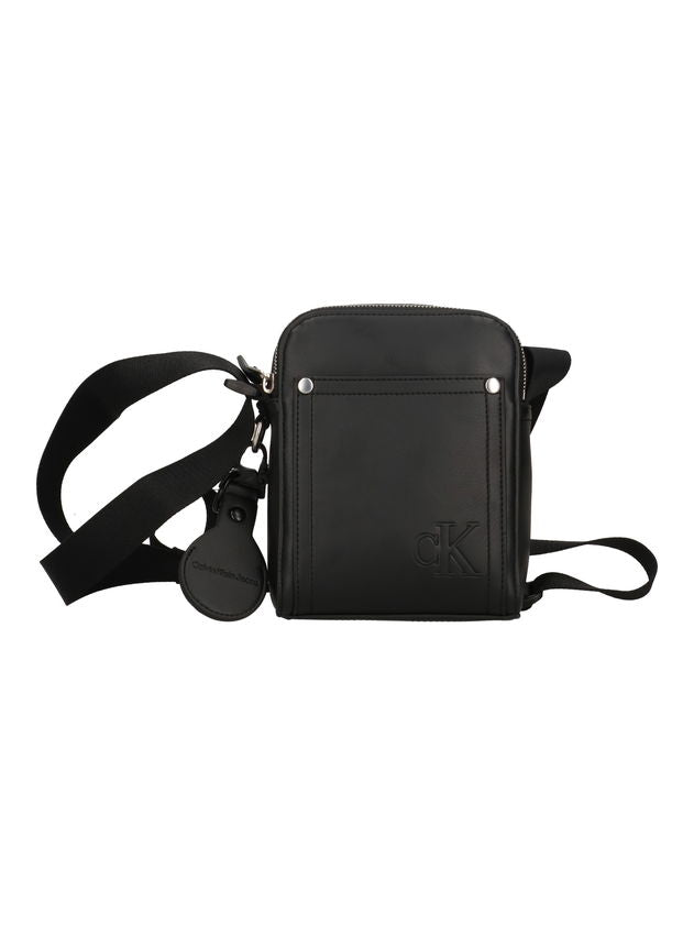 CALVIN KLEIN M TAGGED REPORTER17