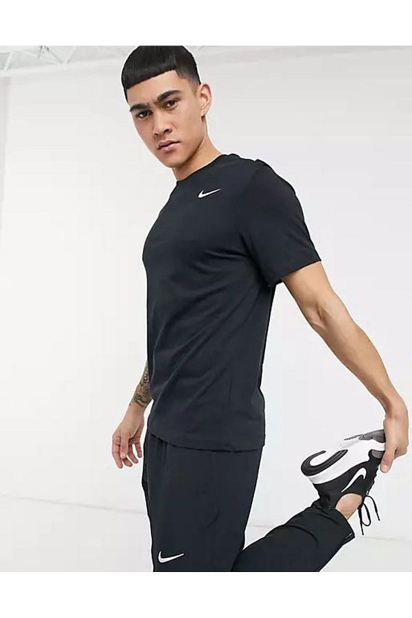 NIKE T-SHIRT