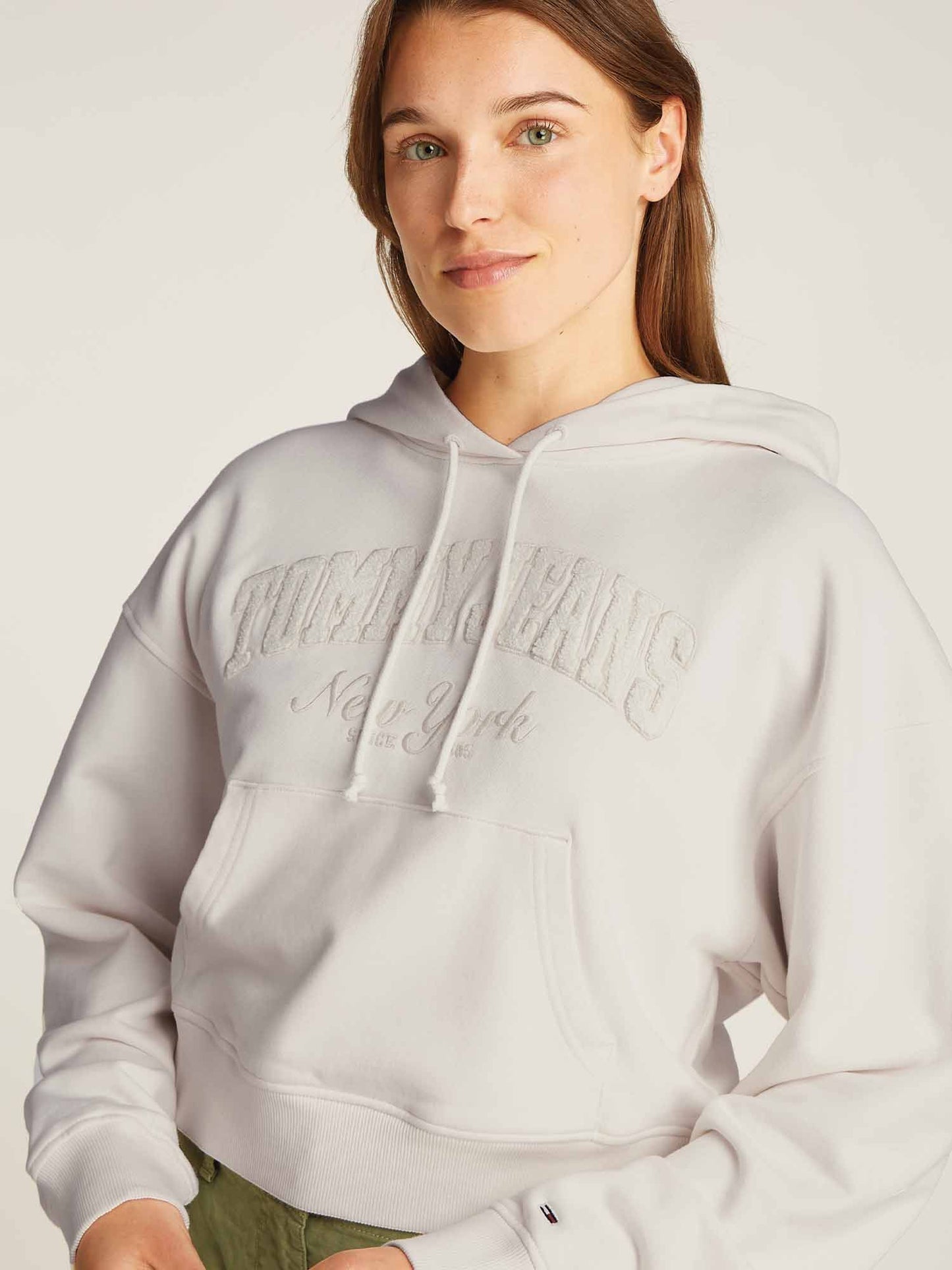 TOMMY JEANS BOXY CRP GMD VARSITY HOODIE