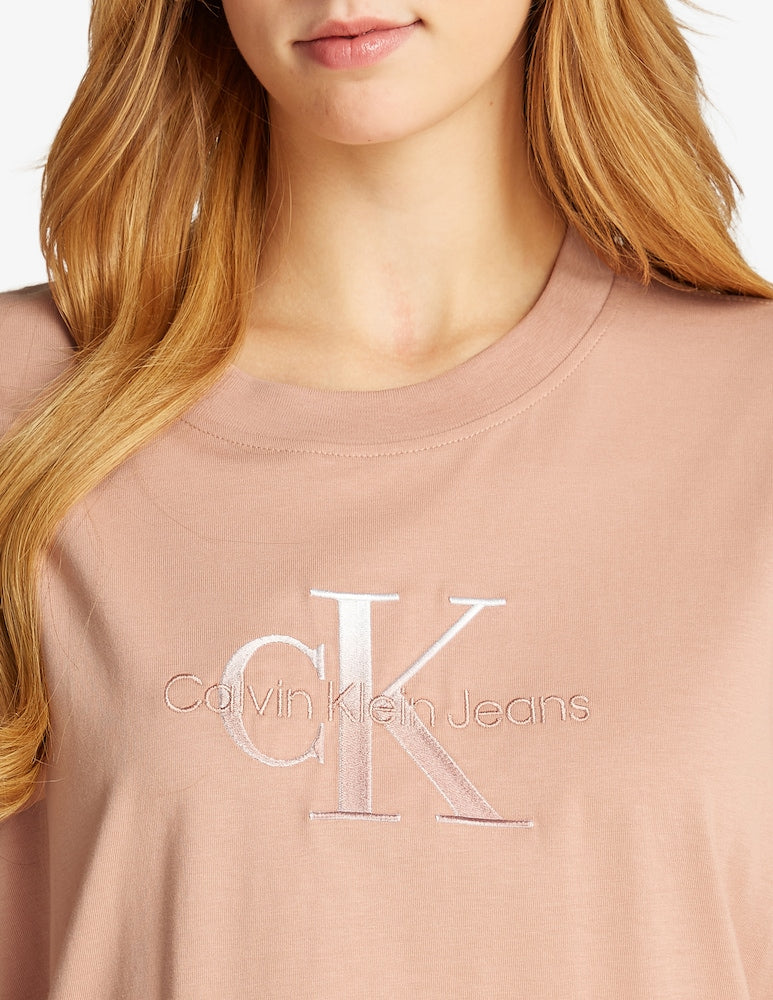 CALVIN KLEIN EMBOIDERED MONOLOGO TEE