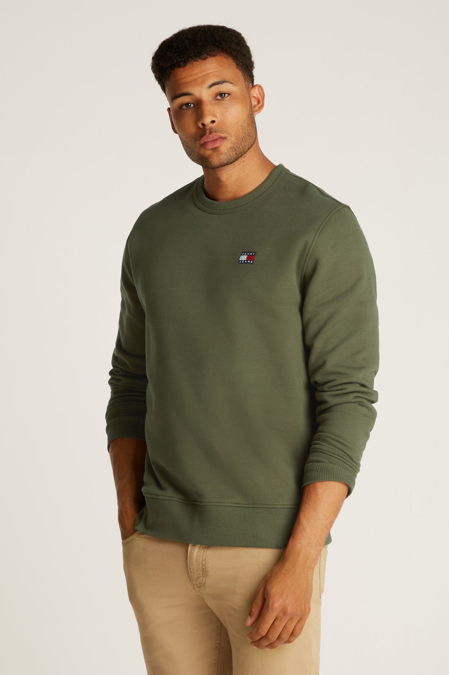 TOMMY JEANS TJM REG BADGE CREW EXT FELPA
