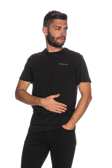 TOMMY JEANS TJM SLIM LINEAR CHEST TEE TEXT