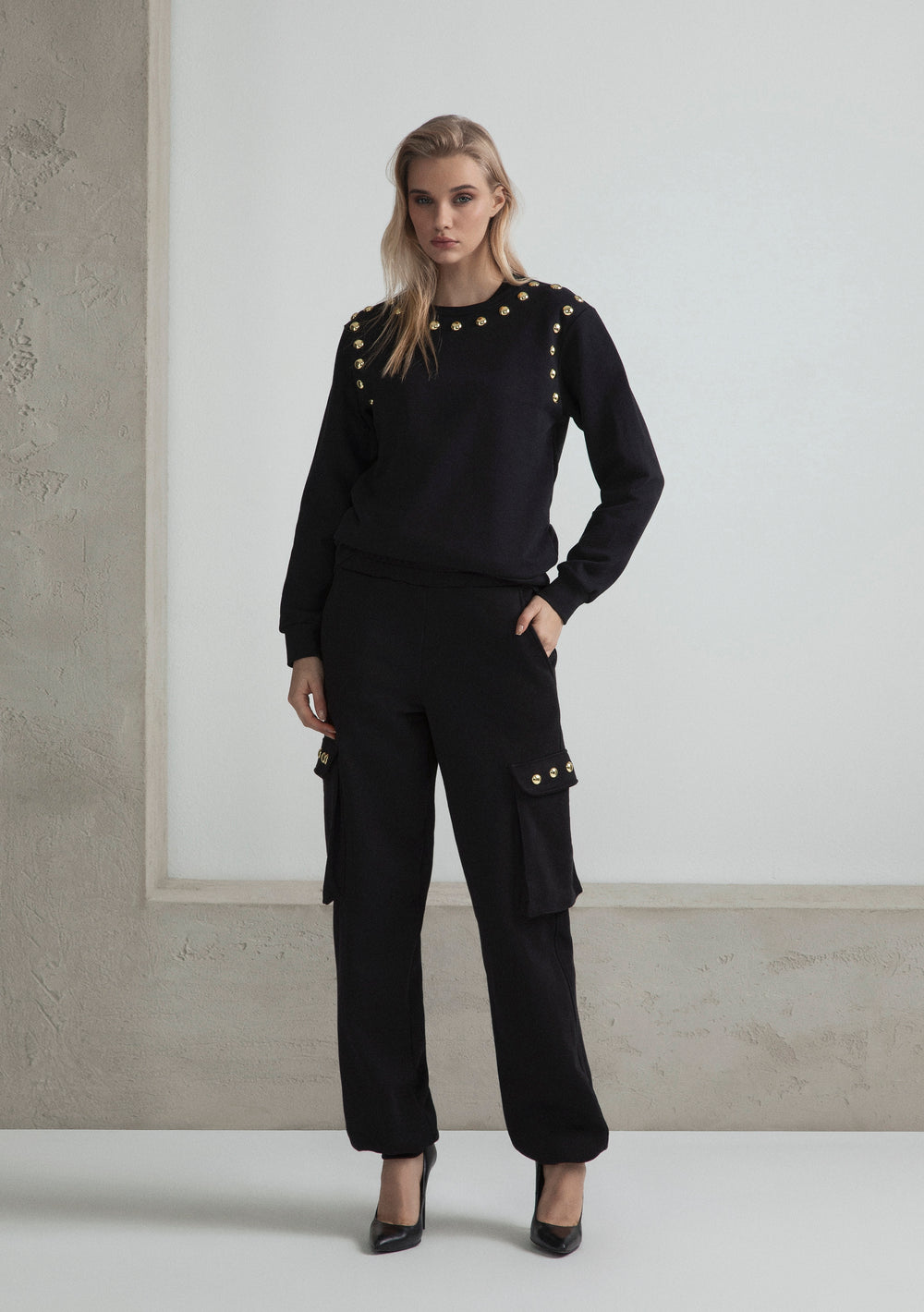 ODI ET AMO FELPA APPLICAZIONI BORCHIE