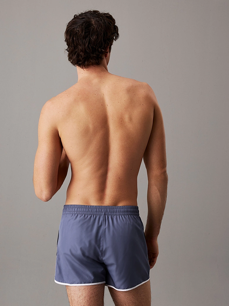 CALVIN KLEIN SHORT RUNNER