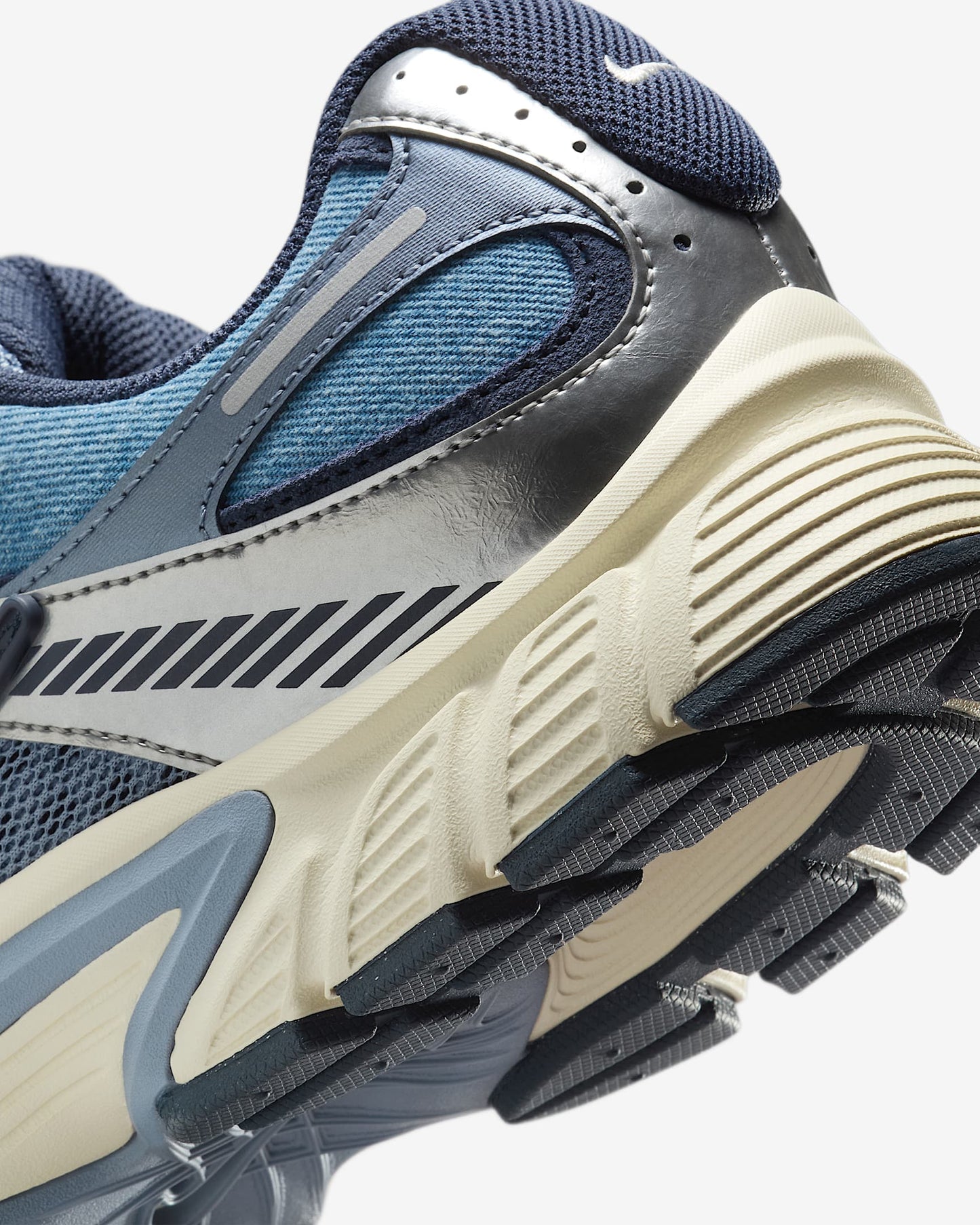 NIKE V5 RNR SE XMFW