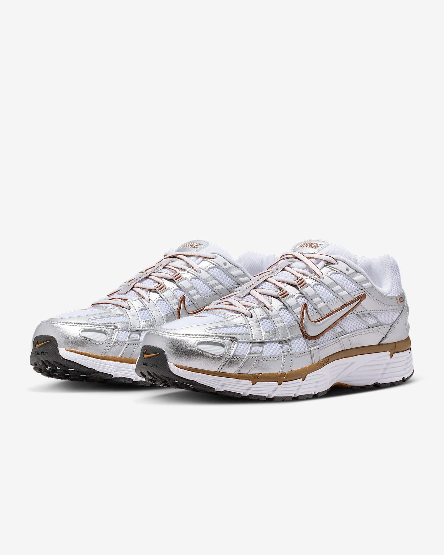 NIKE W P-6000