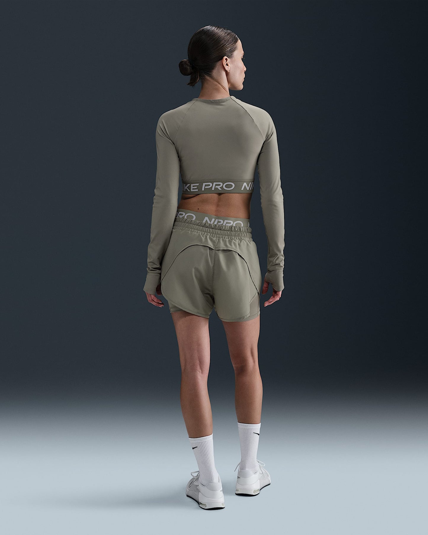 NIKE PAMTALONCINO DONNA
