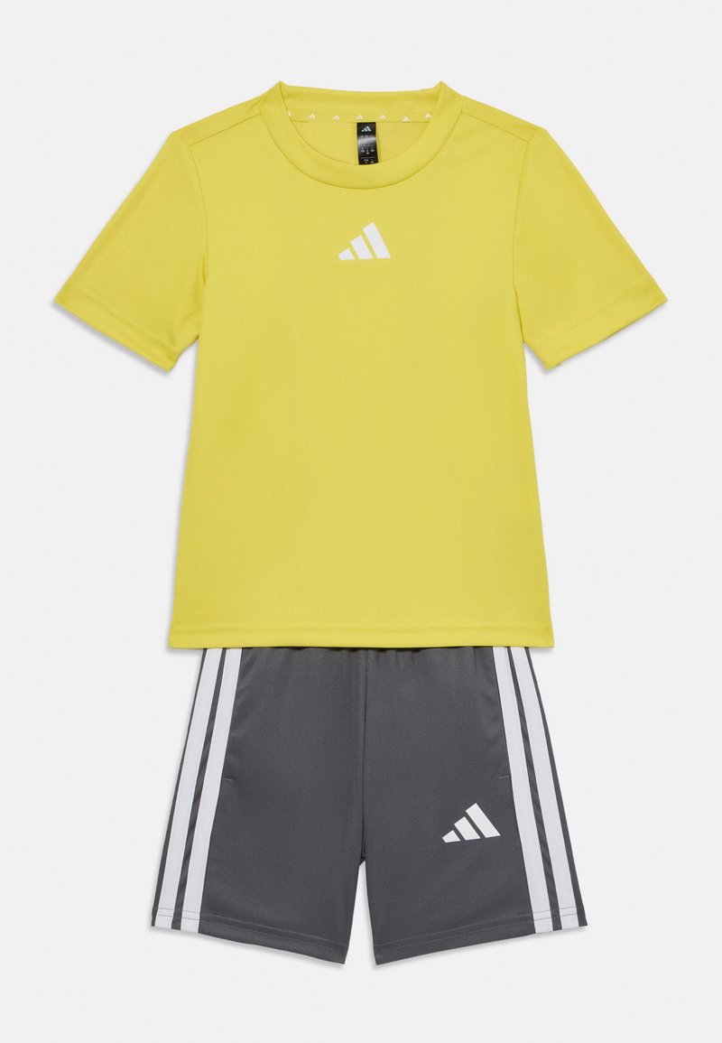 ADIDAS J TR-ES 3S SET