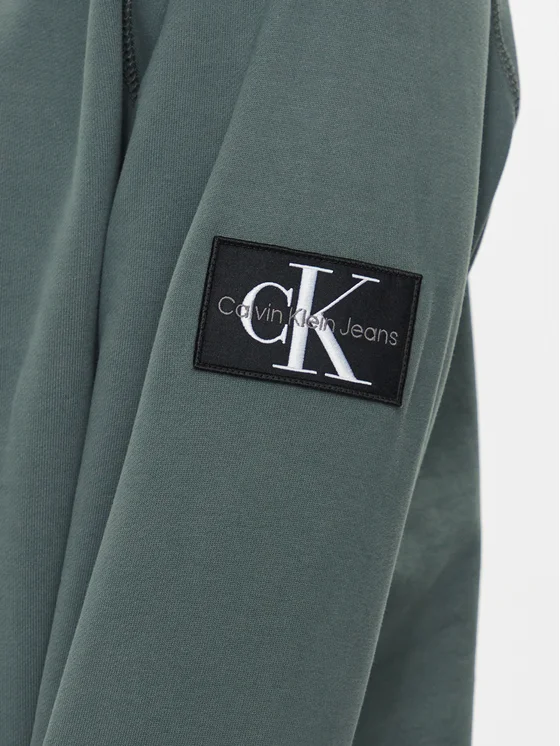 CALVIN KLEIN BADGE CREW NECK