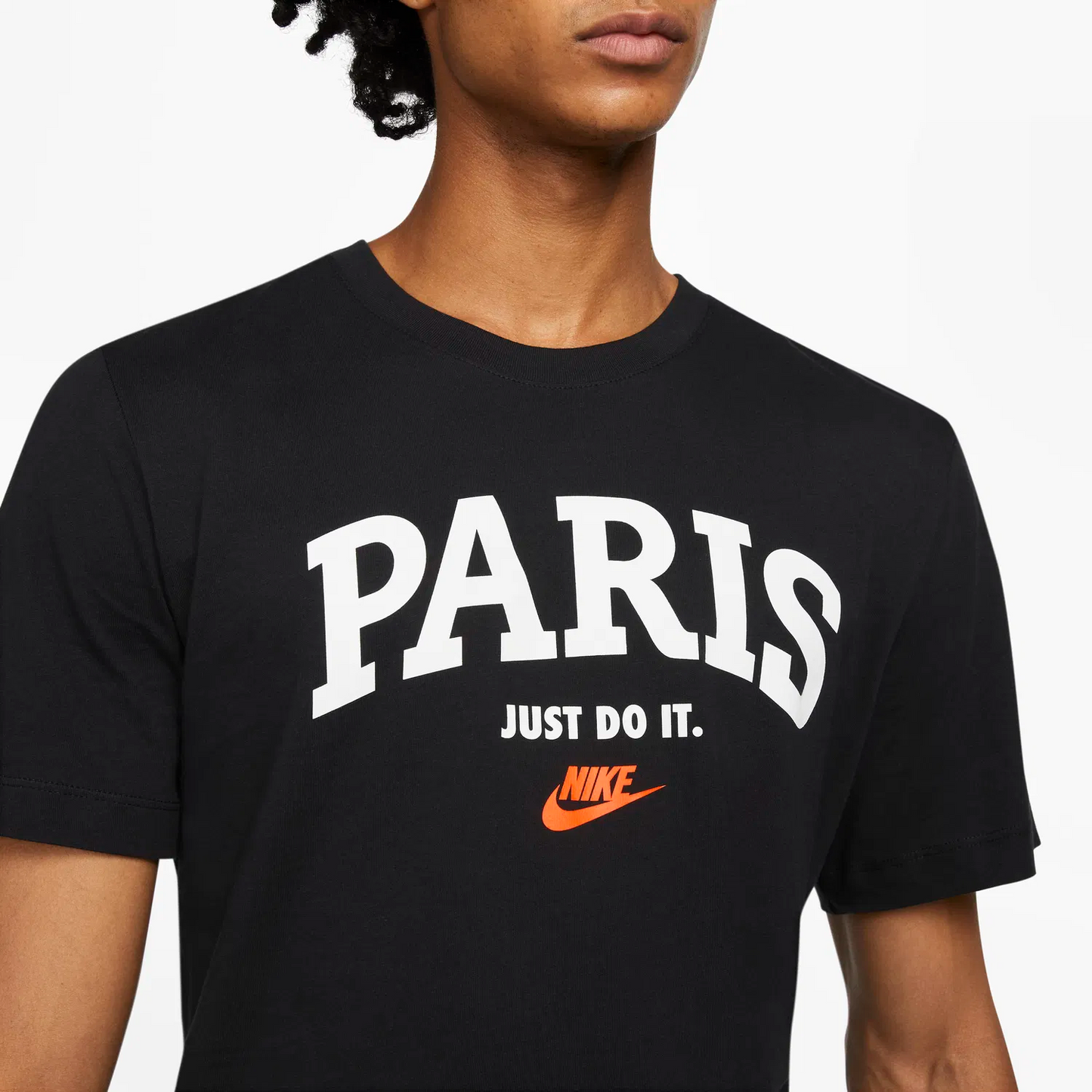 NIKE T-SHIRT