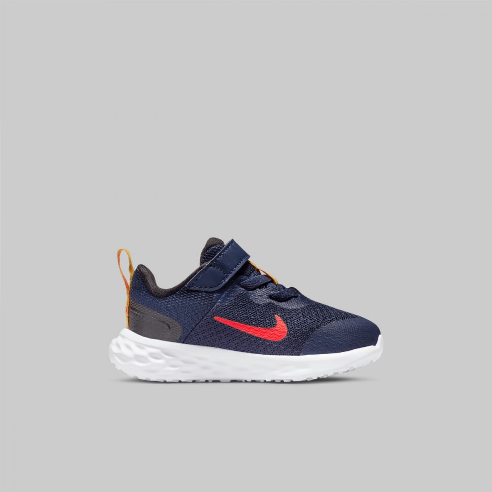 NIKE REVOLUTION 6 NN