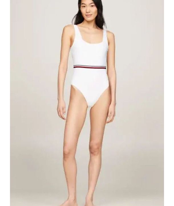 BAÑADOR CUELLO AQUARE