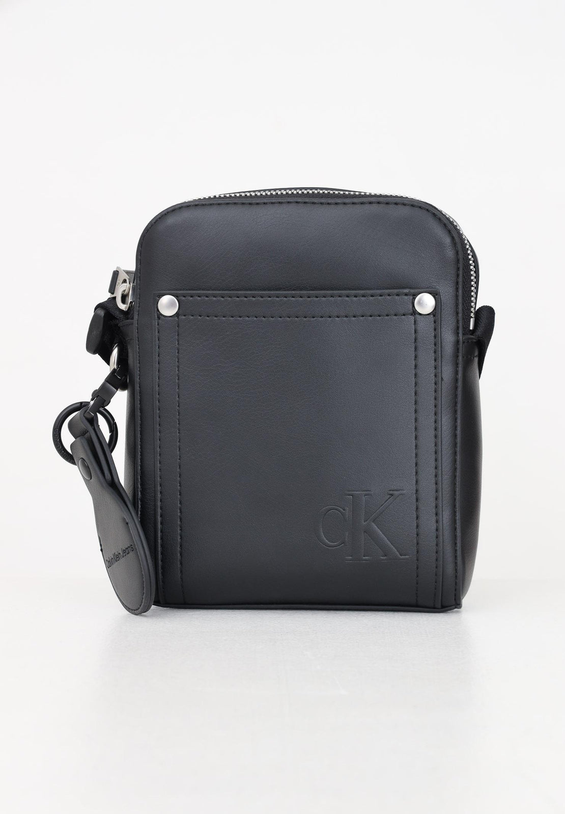 CALVIN KLEIN M TAGGED REPORTER17