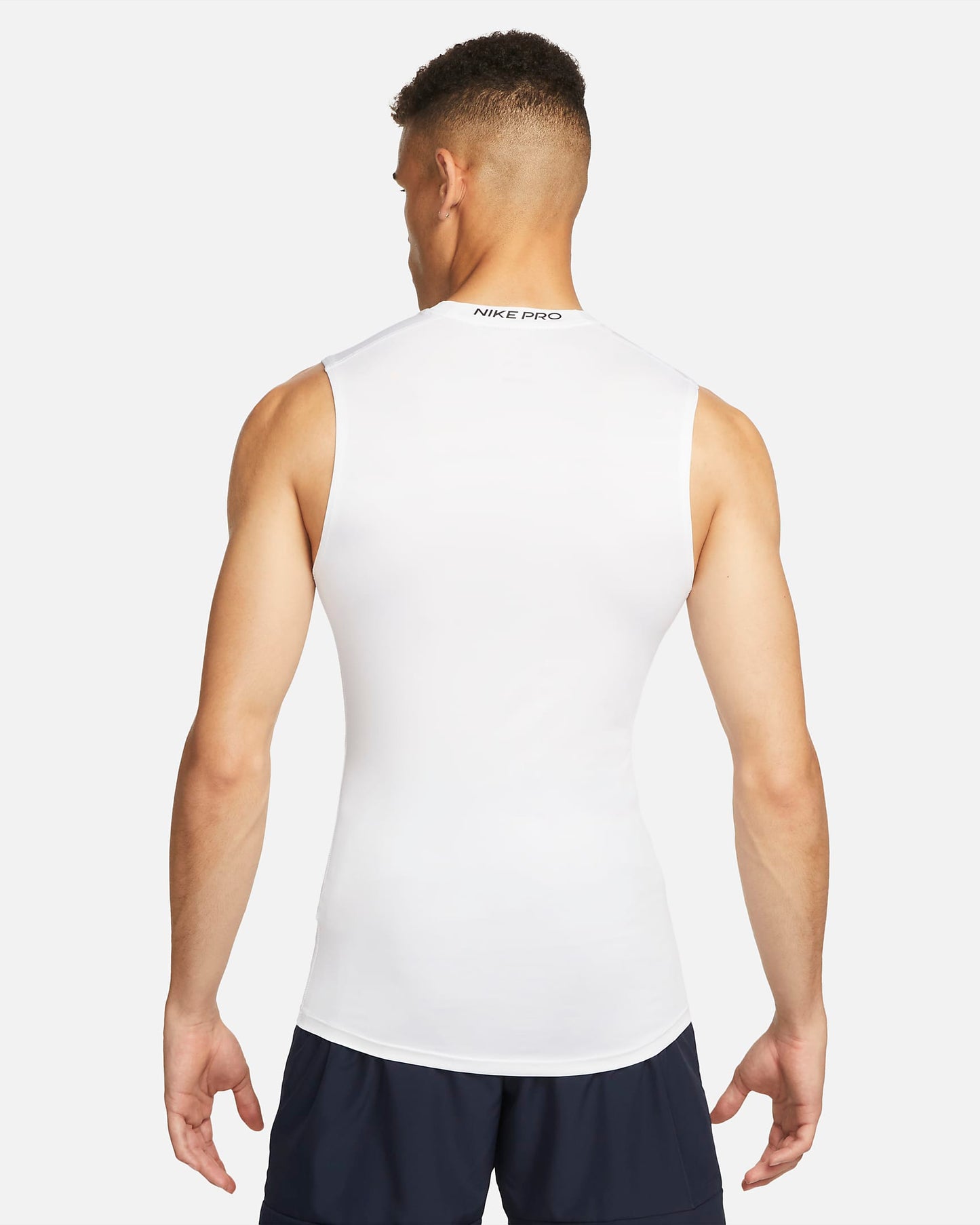 NIKE PRO T-SHIRT