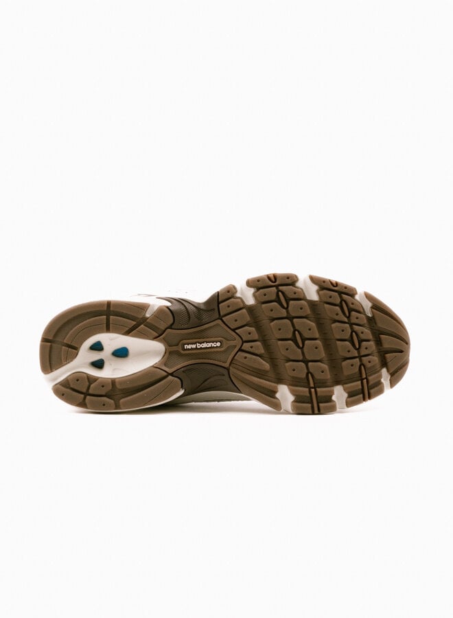 NEW BALANCE MR530