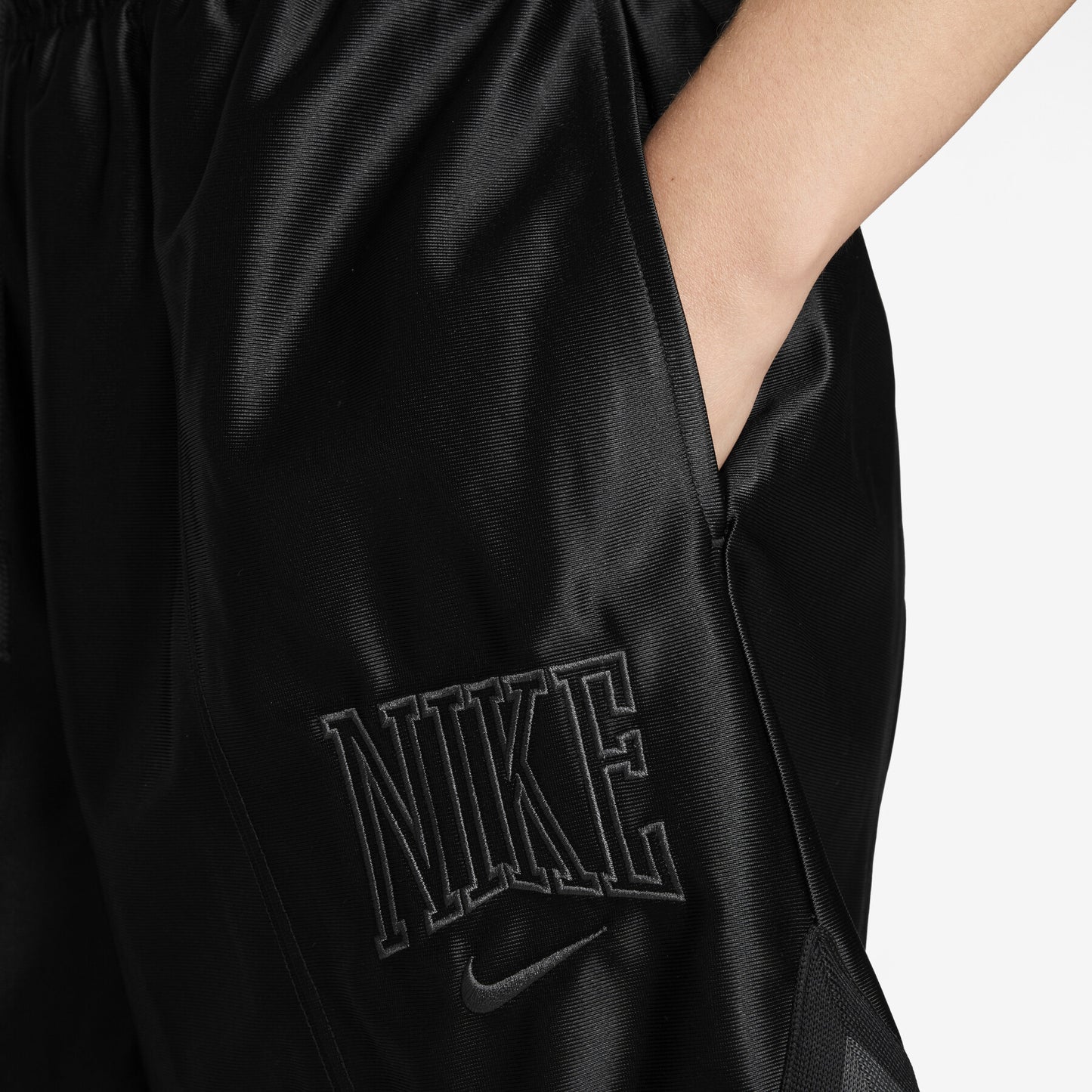 NIKE W NSW STREET 6" SATIN GX SHORT