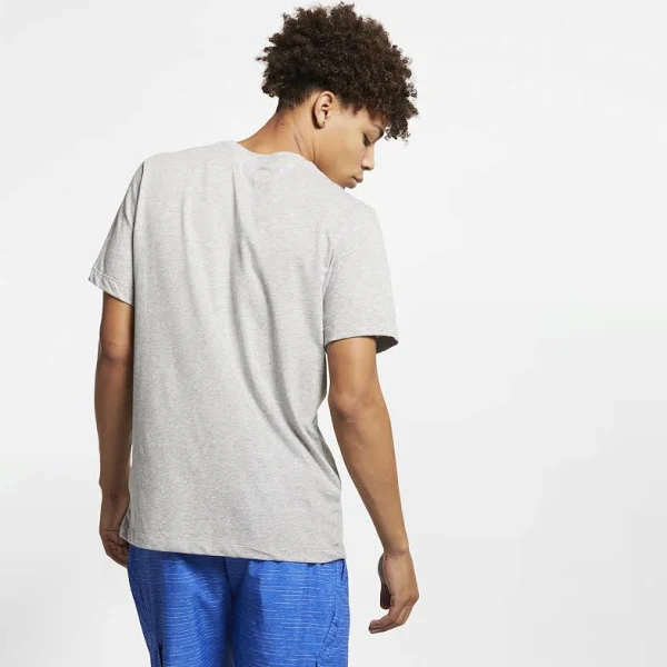 NIKE T-SHIRT