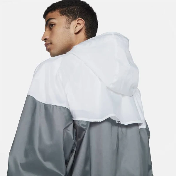 NIKE RAIN JACKET