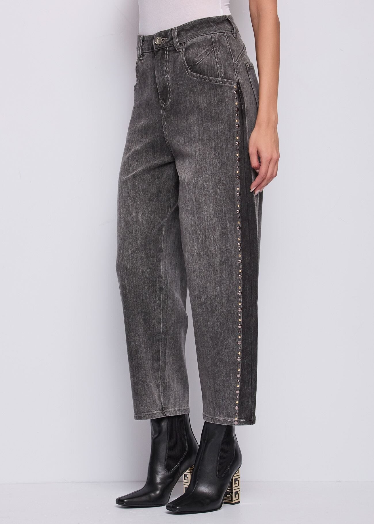 PANTALONES VAQUEROS CORTOS GAUDI