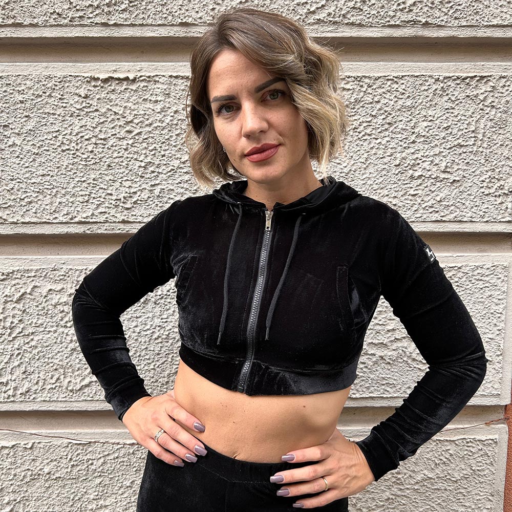 XT STUDIO CROPPED SWEATER