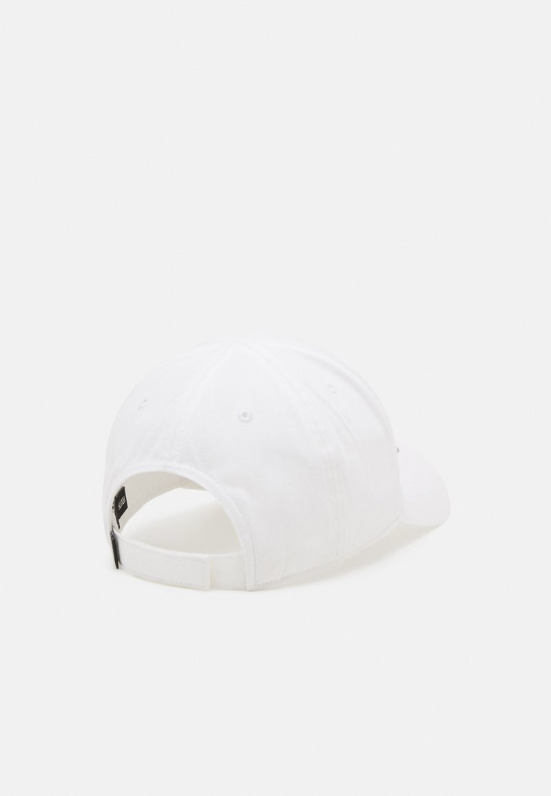JORDAN JAN CURVE BRIM ADJUSTABLE HAT