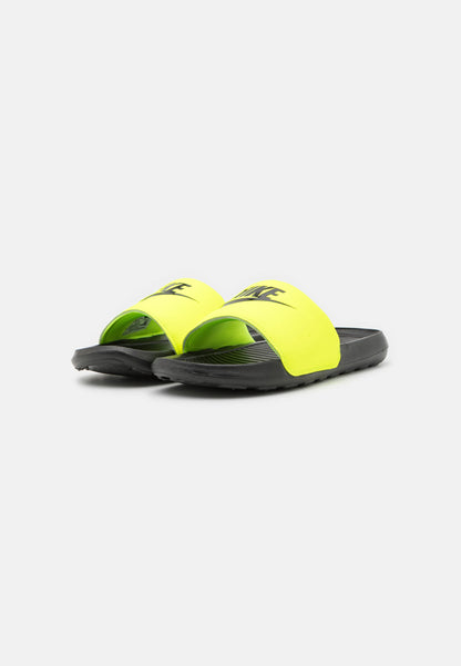 NIKE VICTORI ONE SLIDE
