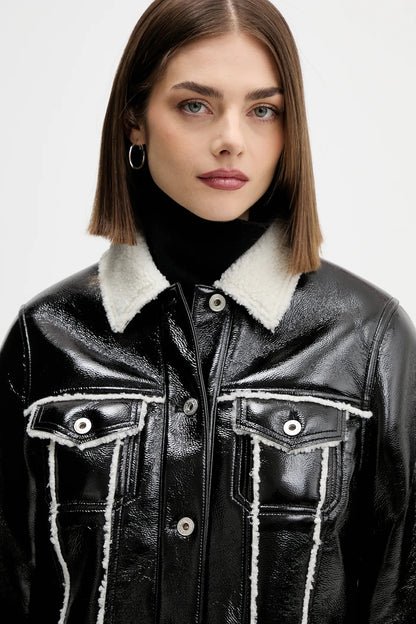 CHAQUETA DE CUERO SINTÉTICO KLJ