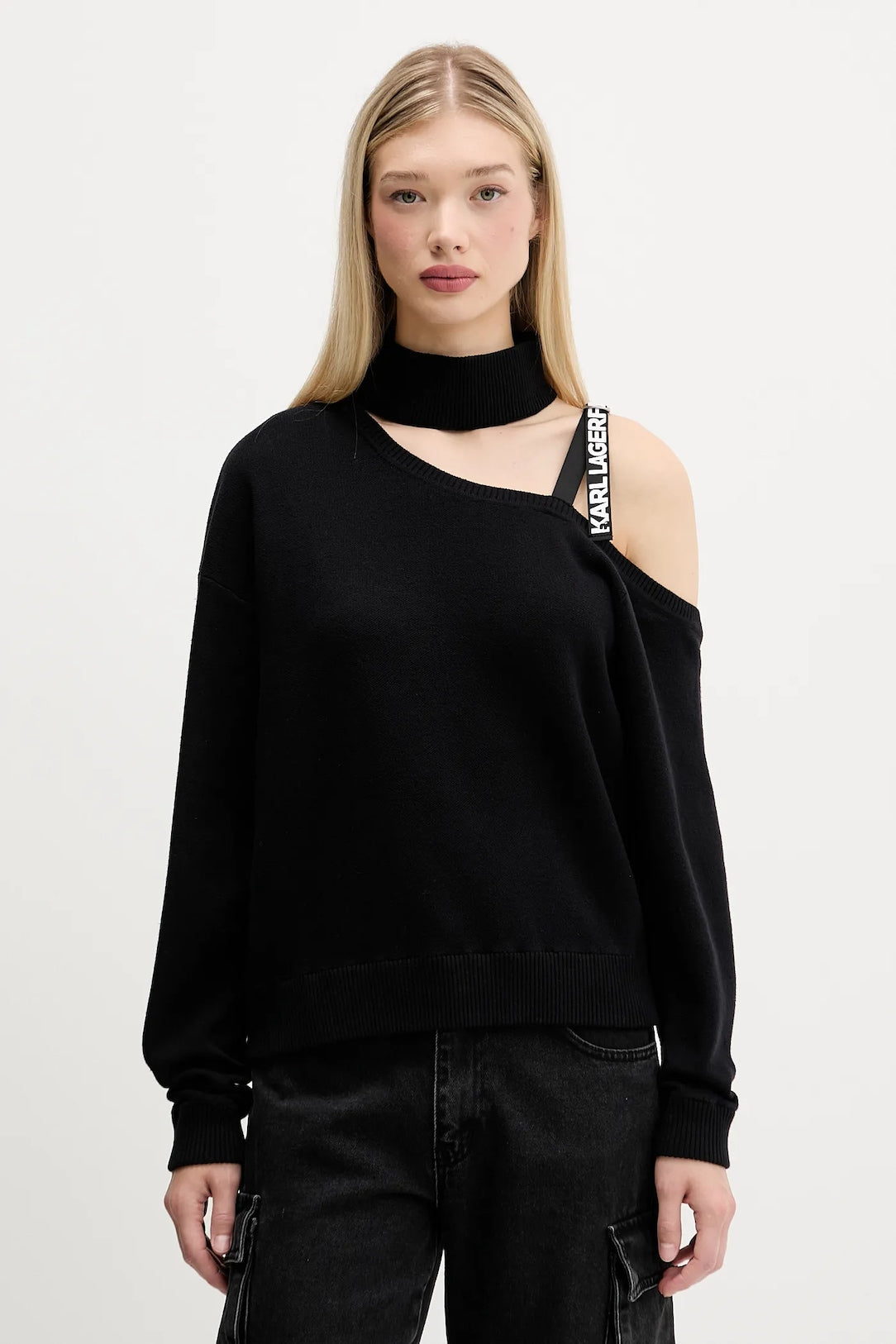 KLJ CUT OUT POLO KNIT