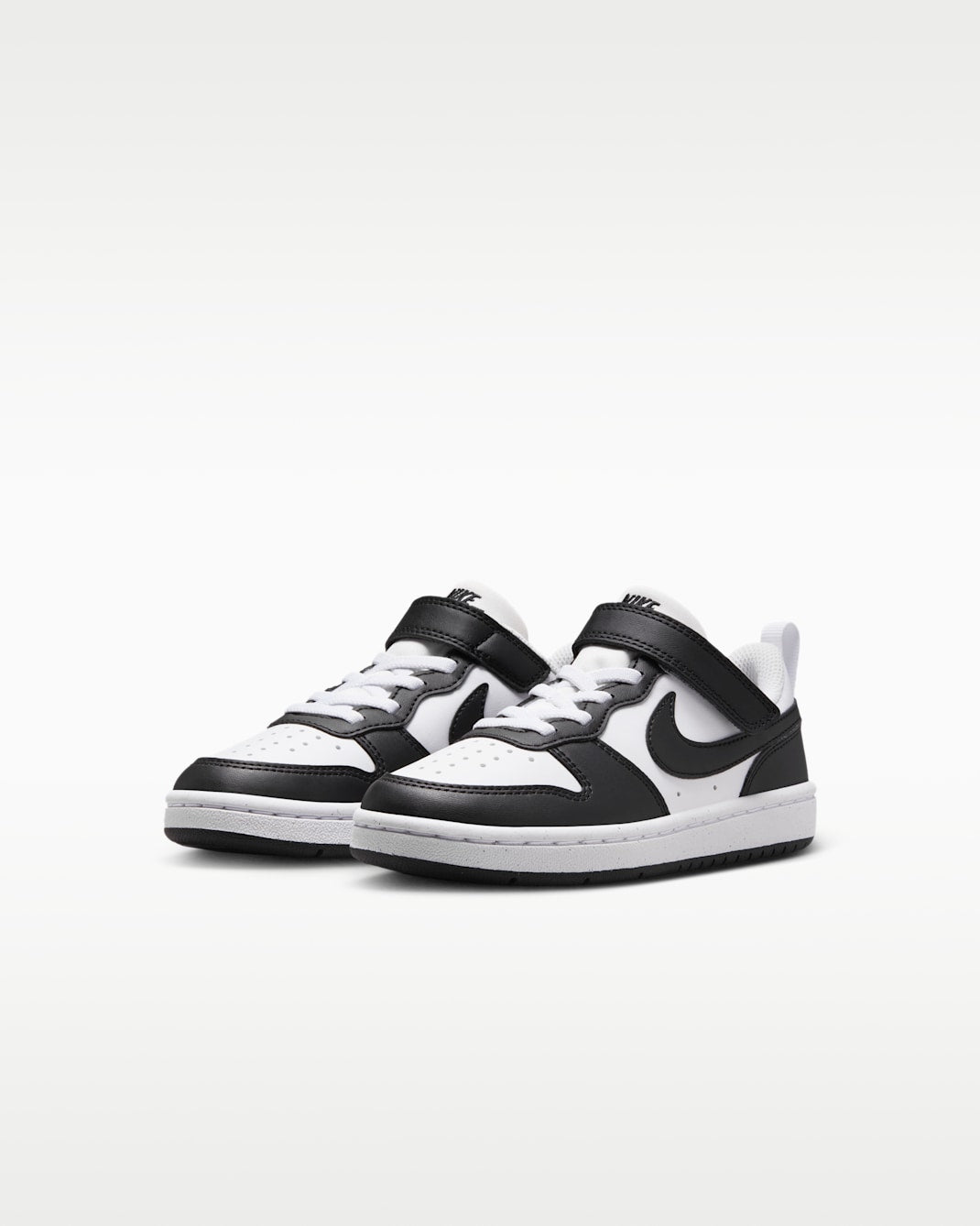 NIKE COURT BOROUGH LOW