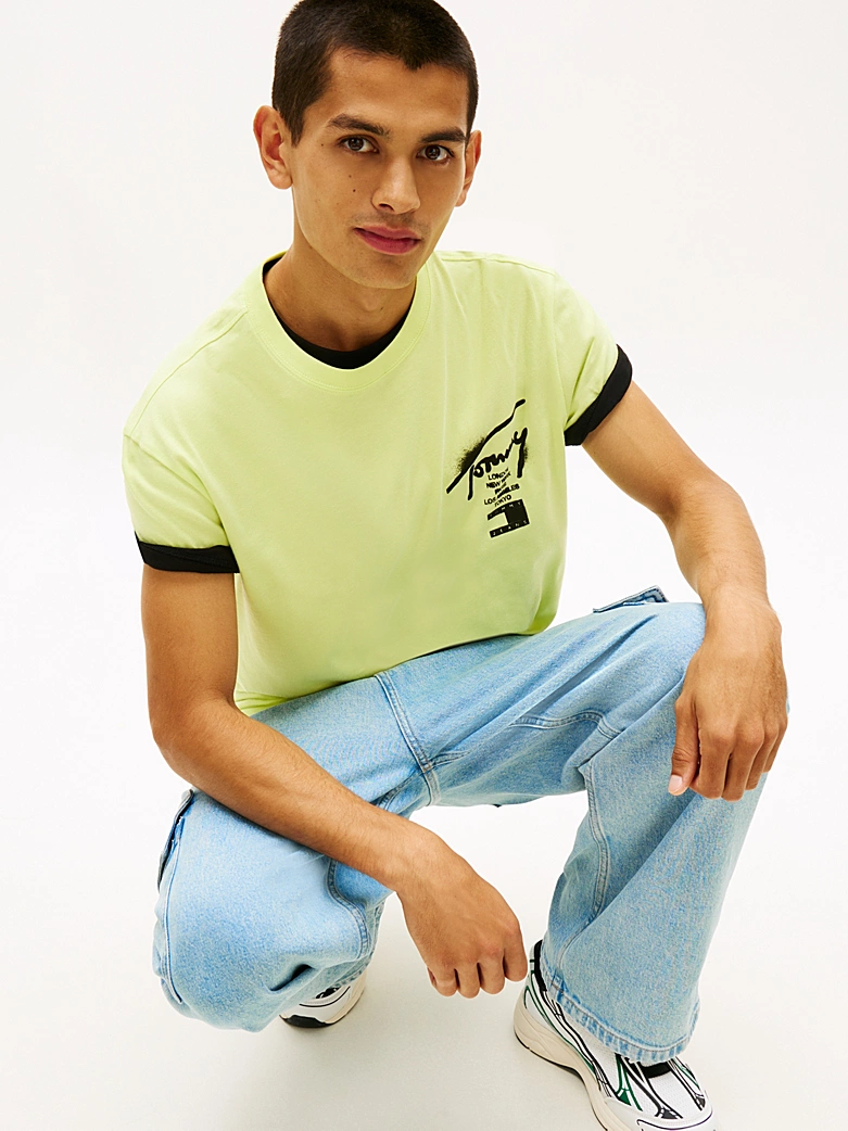 TOMMY JEANS REG CITY SIGN SS