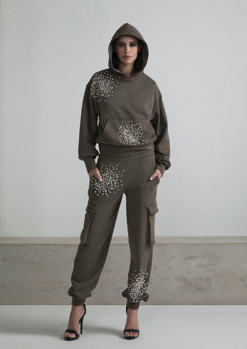 ODI ET AMO CARGO APPL BIG BANG