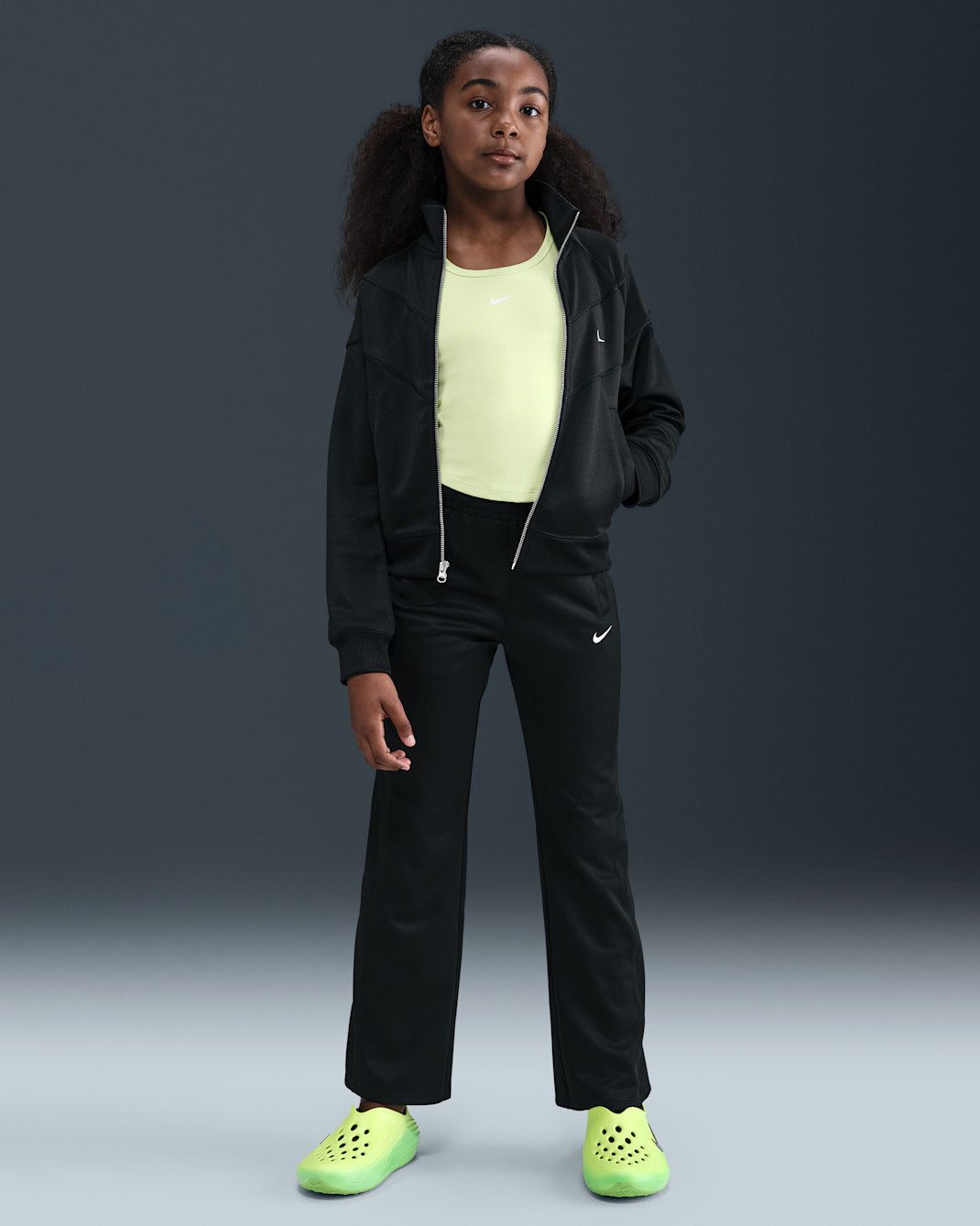 NIKE SPORTWEAR BLACK