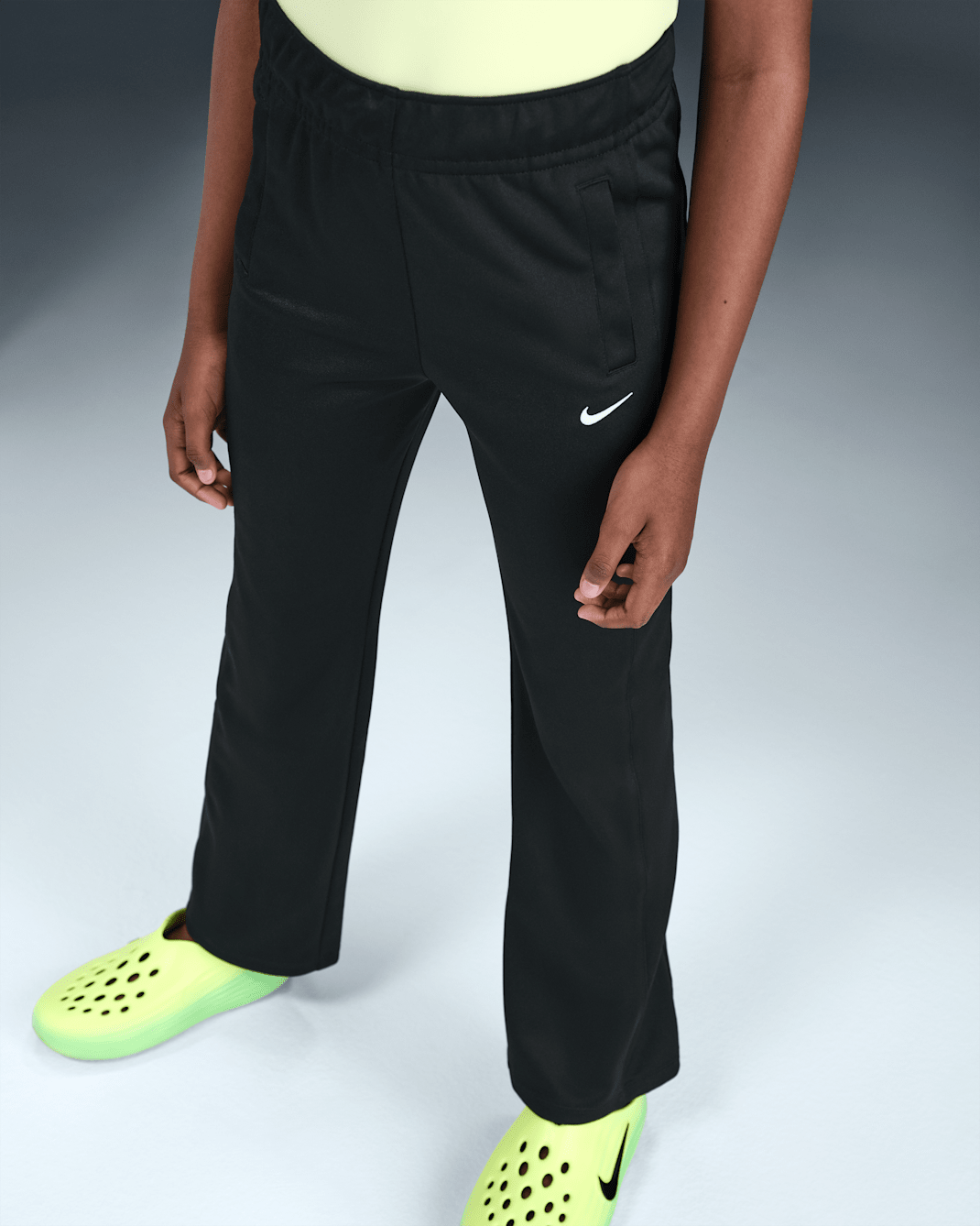 NIKE SPORTWEAR BLACK