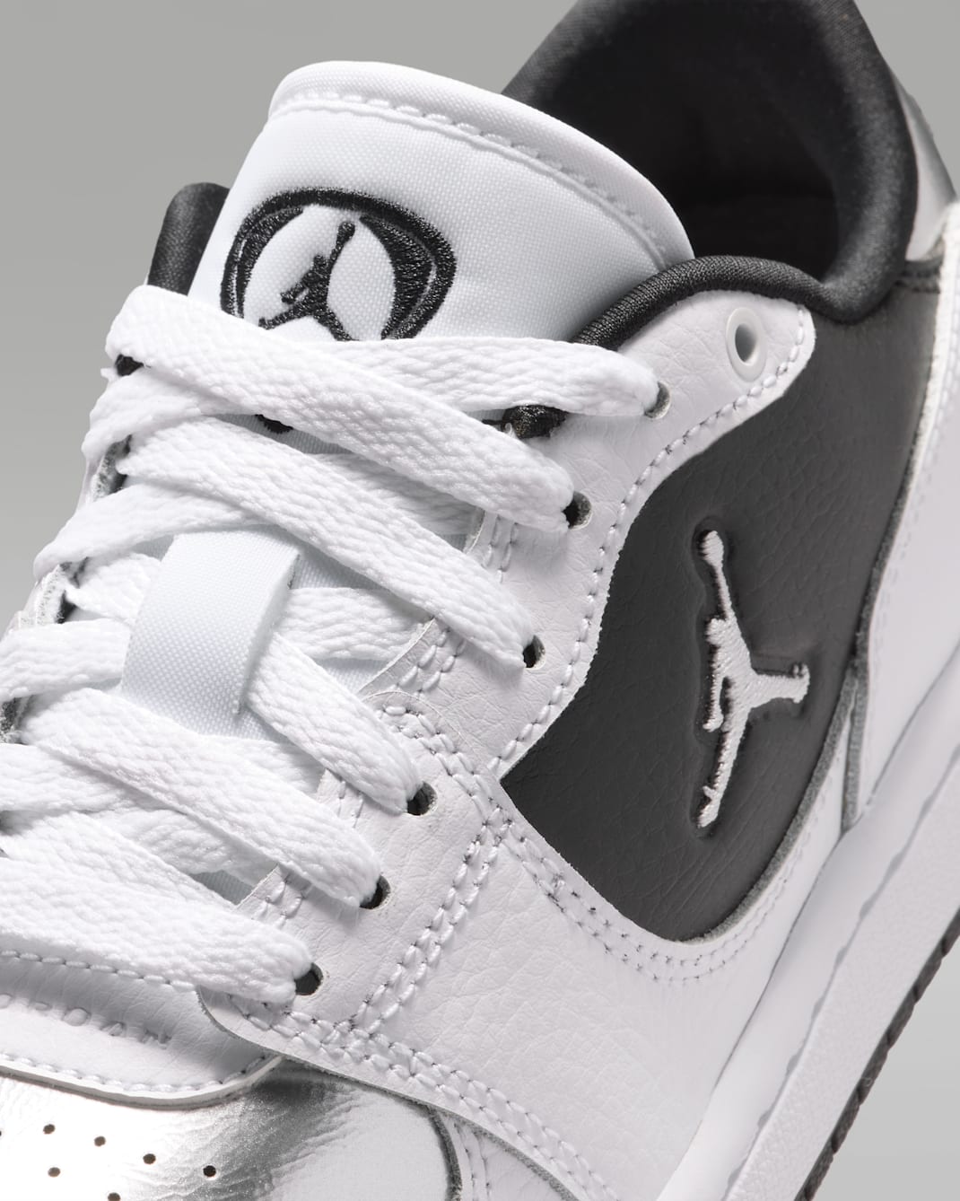 NIKE JORDAN COURT CONNECT LOW GS
