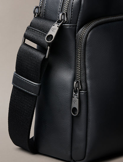 CALVIN KLEIN BOLD CK POCKET REPORTER