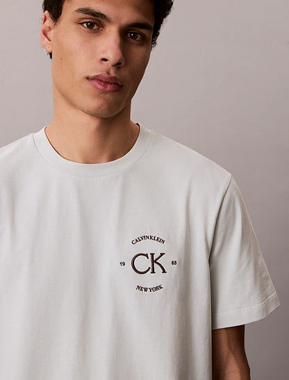 CALVIN KLEIN 20S APRIL GRAPHIC SEASONAL FASHION