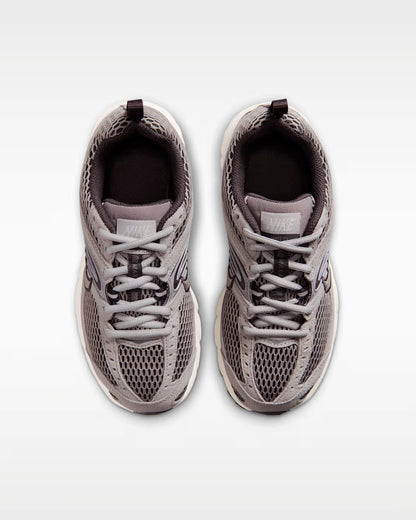 NIKE AIR MAX MOTO 2K