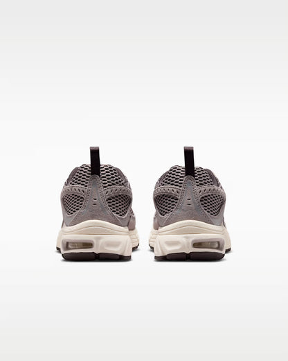 NIKE AIR MAX MOTO 2K