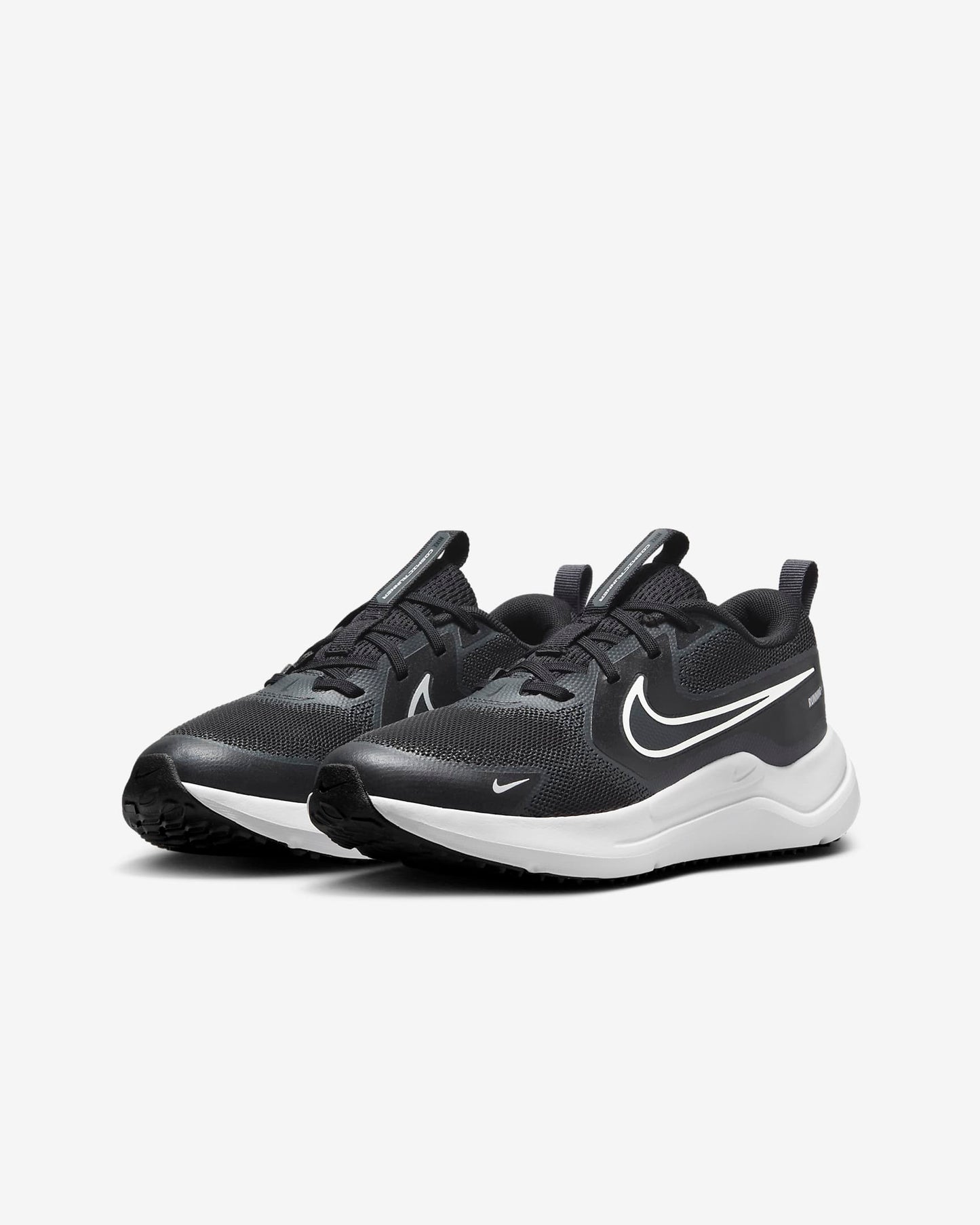 NIKE COSMIC RUNNER