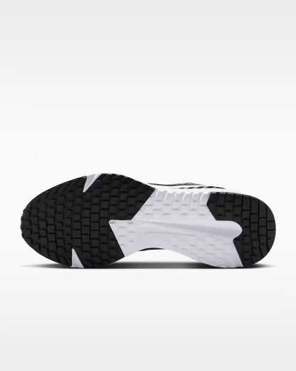 NIKE RUN DEFY