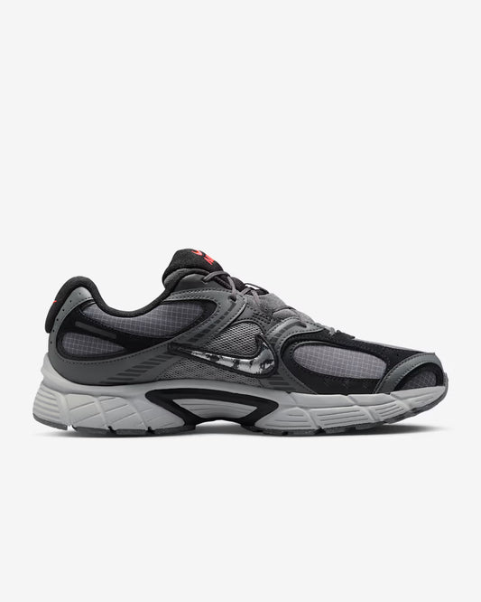 NIKE V5 RNR SE IRON