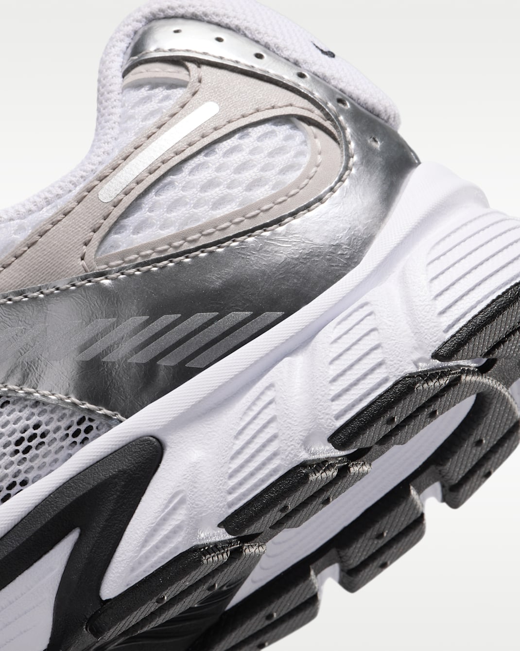 NIKE V5 RNR BG