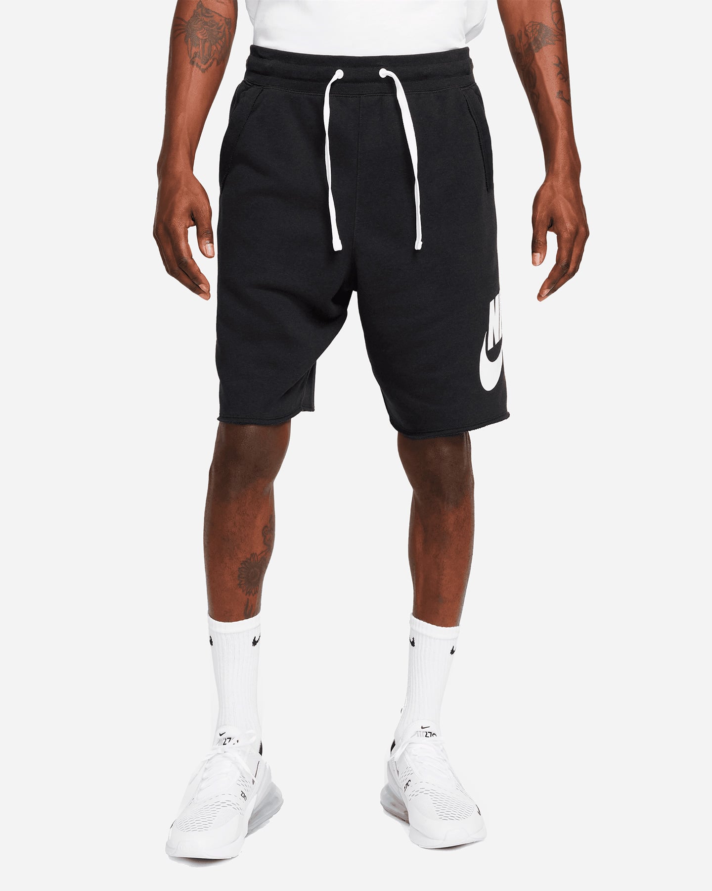NIKE CLUB SHORT