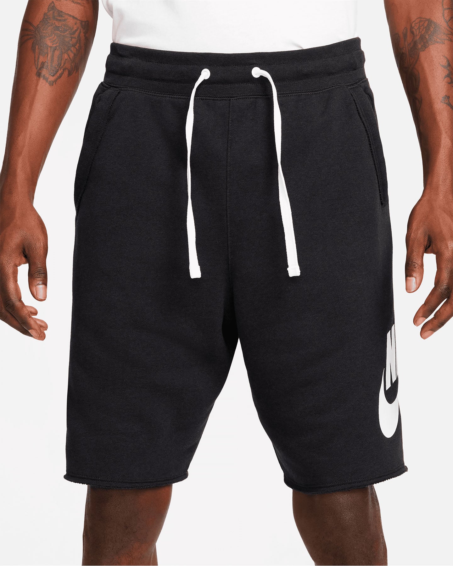 NIKE CLUB SHORT
