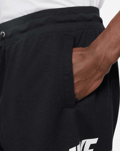 NIKE CLUB SHORT