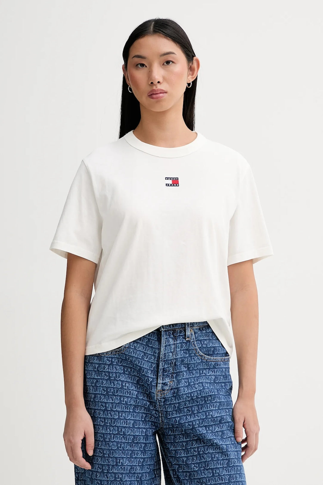 TOMMY JEANS BXY BADGE TEE EXT