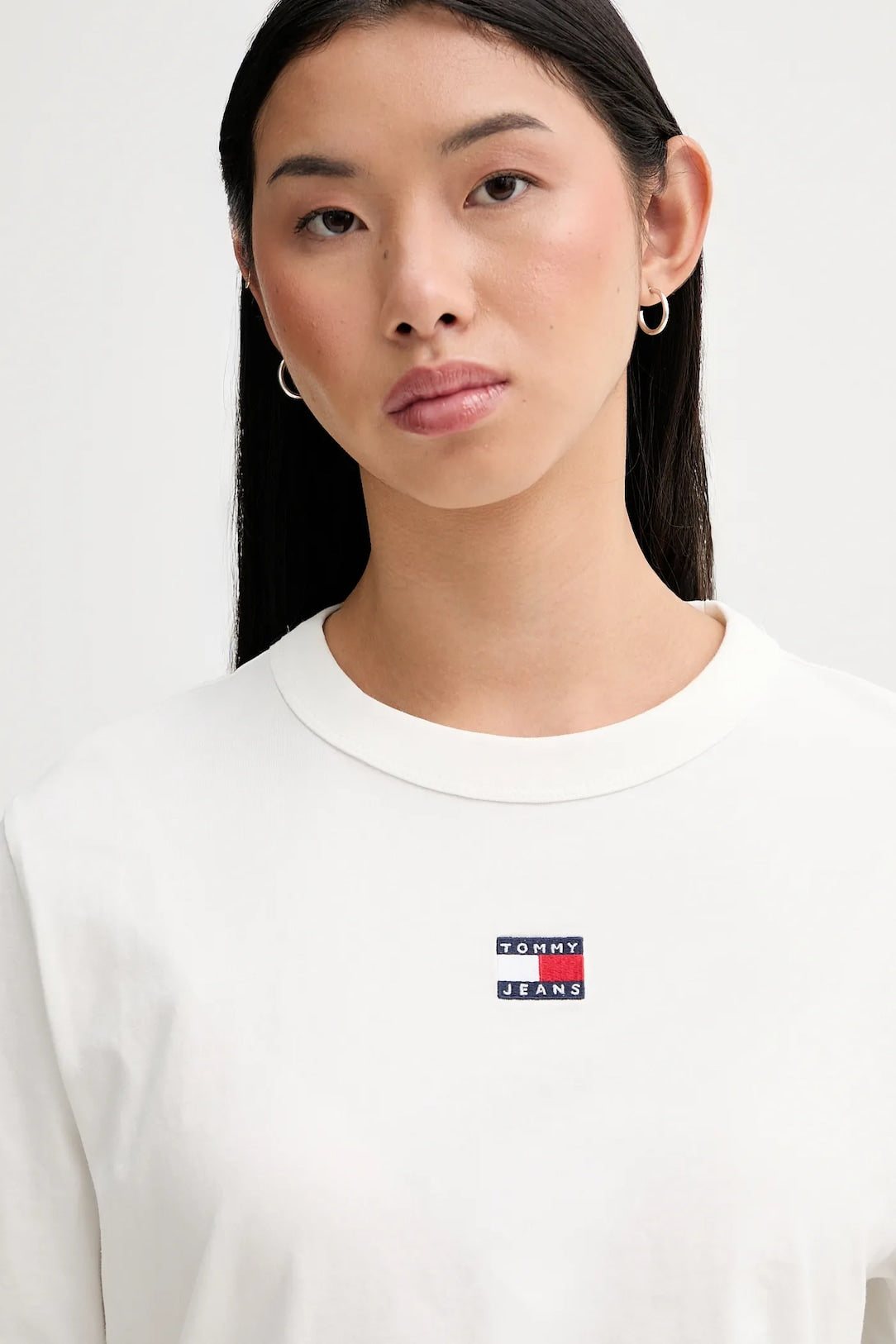 TOMMY JEANS BXY BADGE TEE EXT