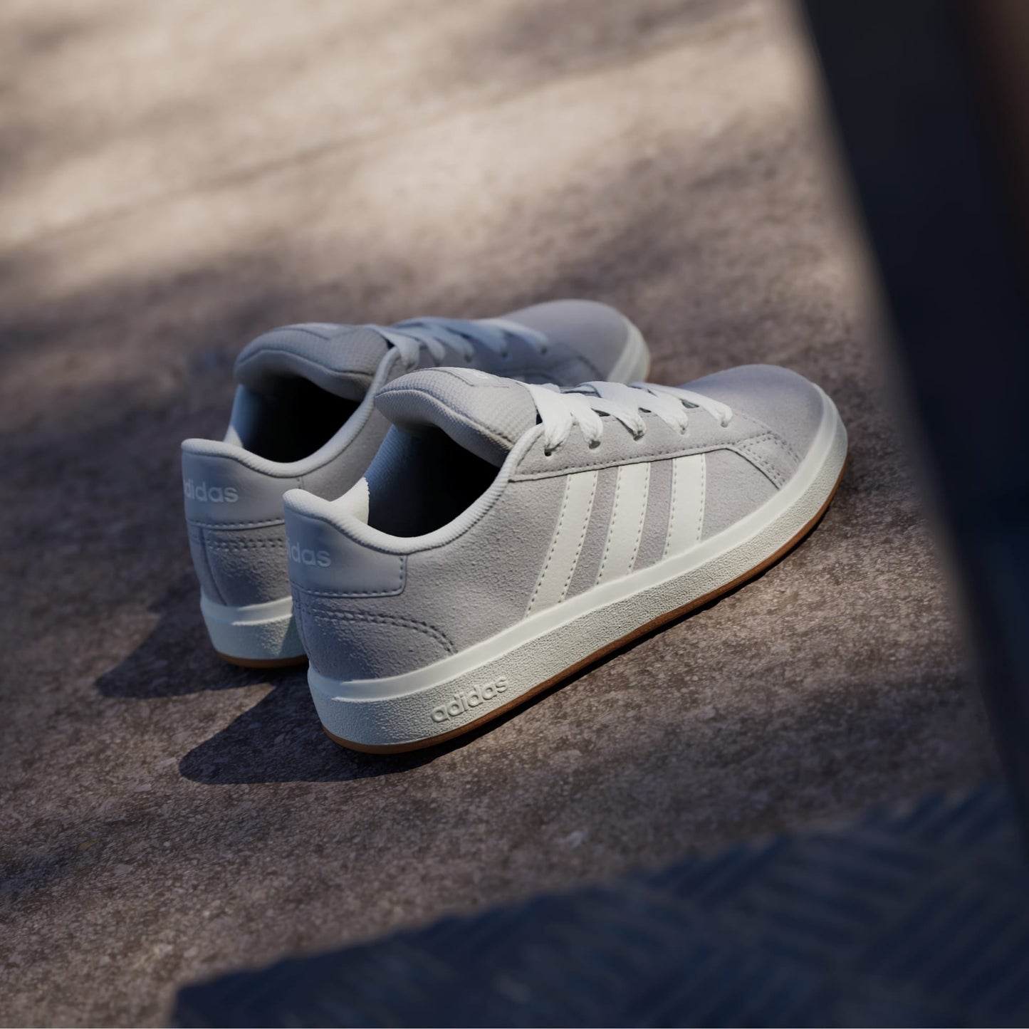 ADIDAS GRAND COURT 00S