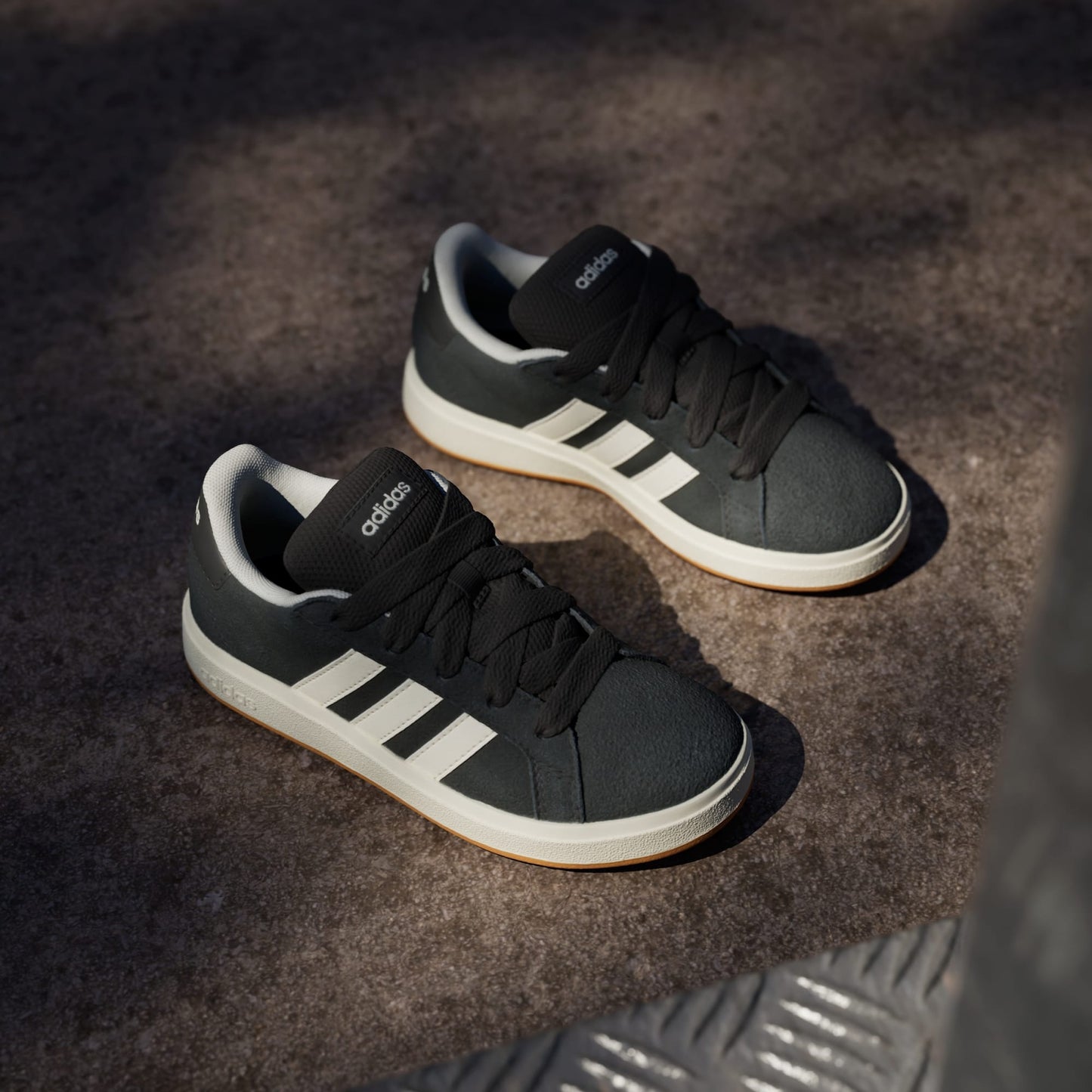 ADIDAS GRAND COURT 00s