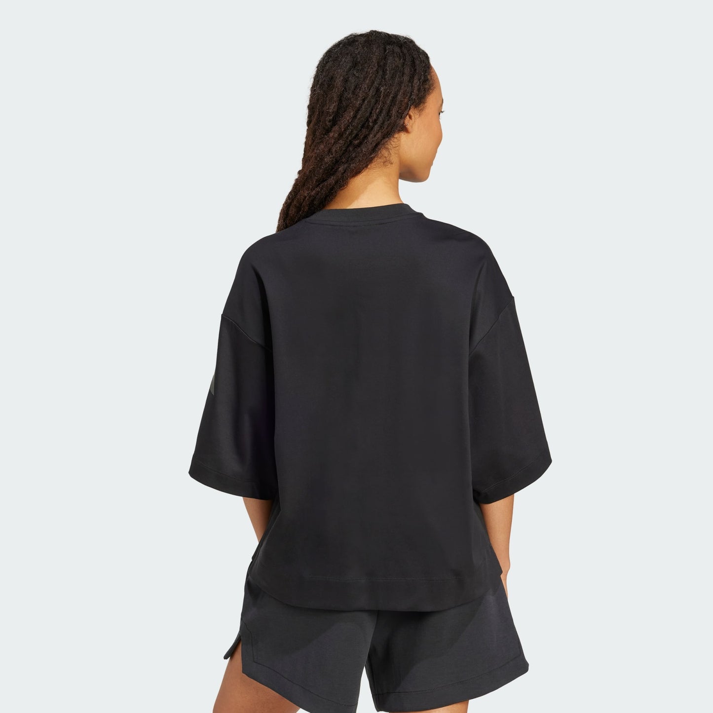 ADIDAS T-SHIRT